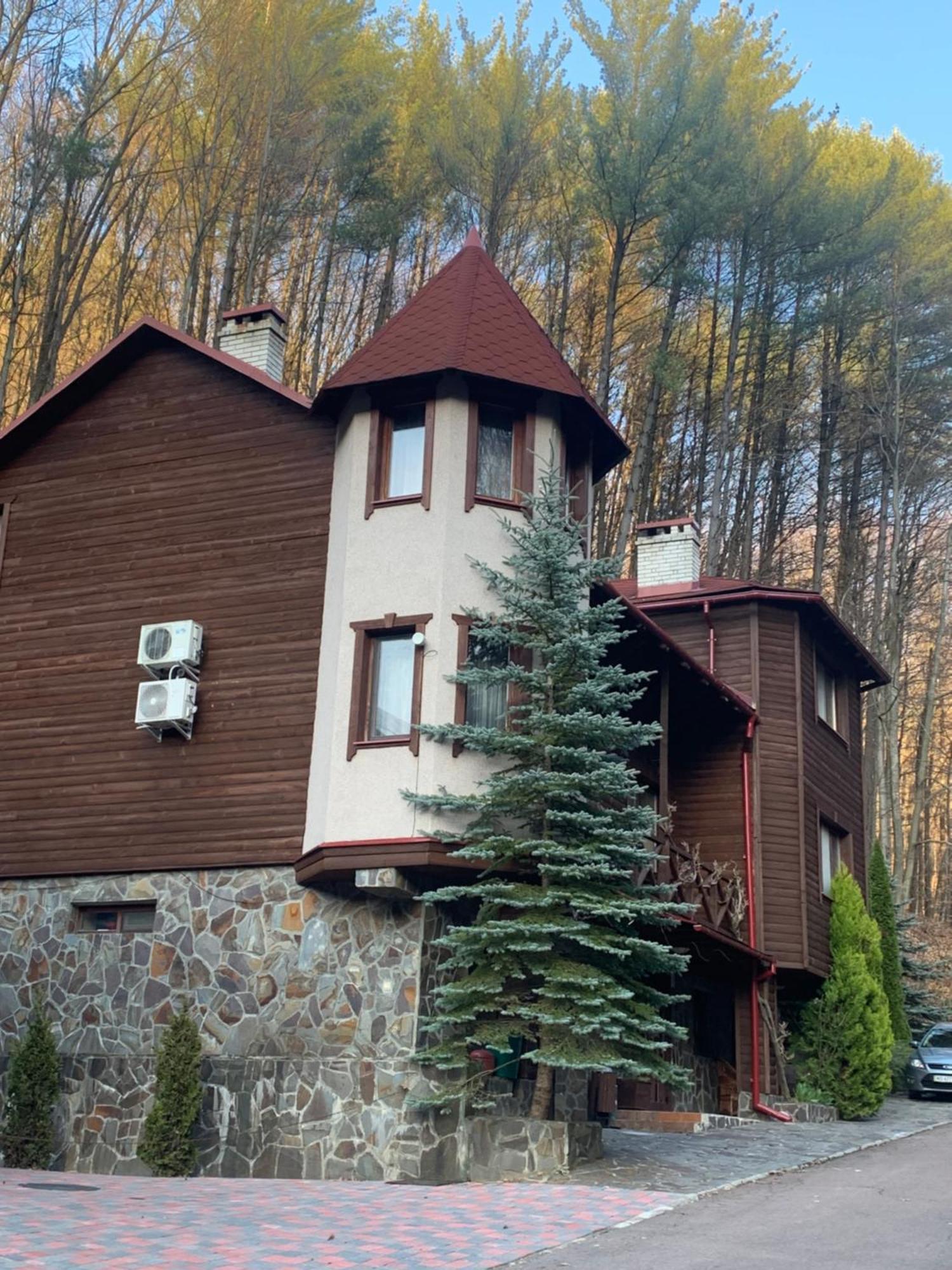 Elf-Cottage Tur'ya Paseka Exterior foto